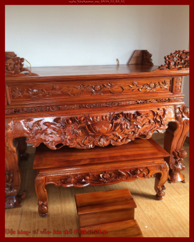 Án Gian Thờ Sen Chuyện Tam Cấp